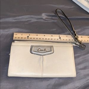 White coach wristlet wallet
